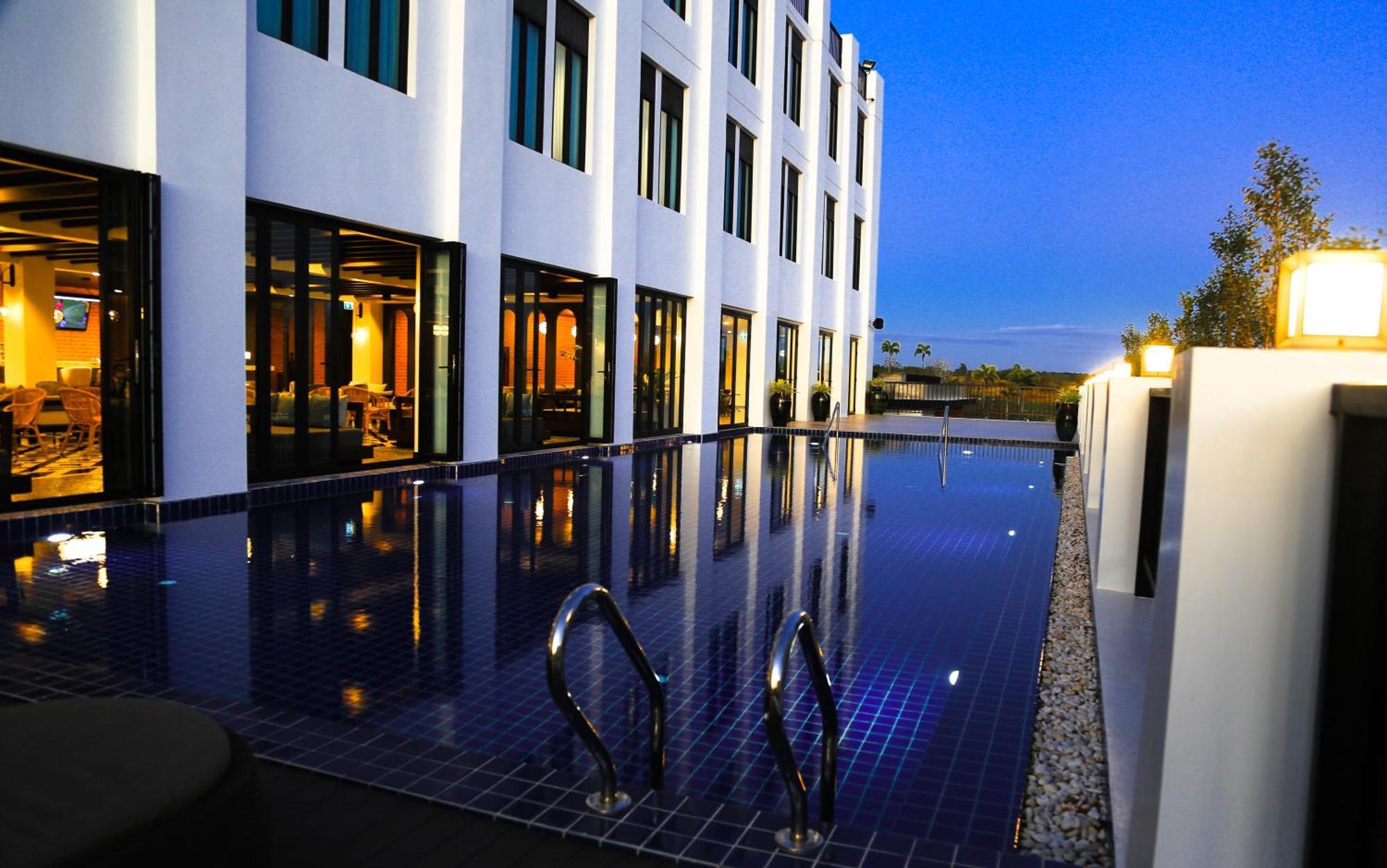 Savan Resorts Savannakhet Esterno foto