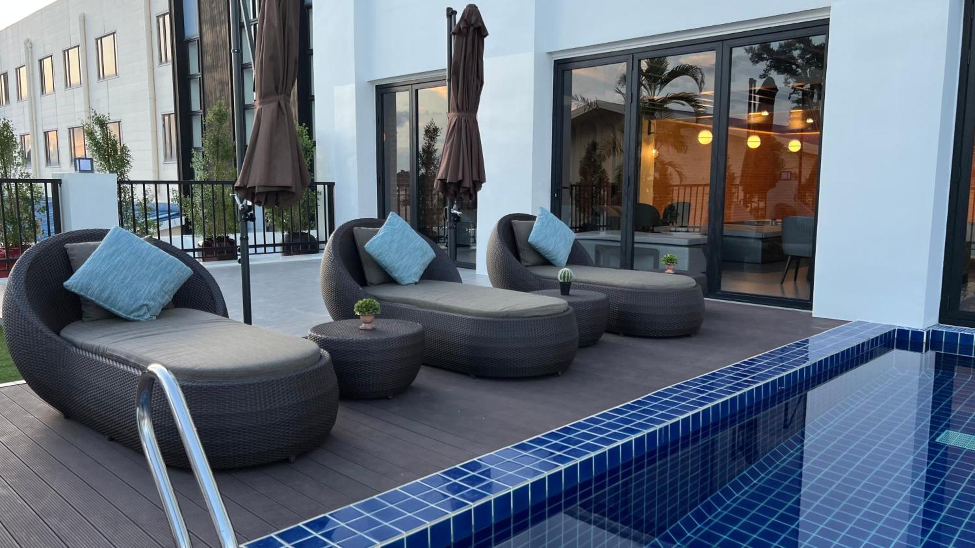 Savan Resorts Savannakhet Esterno foto