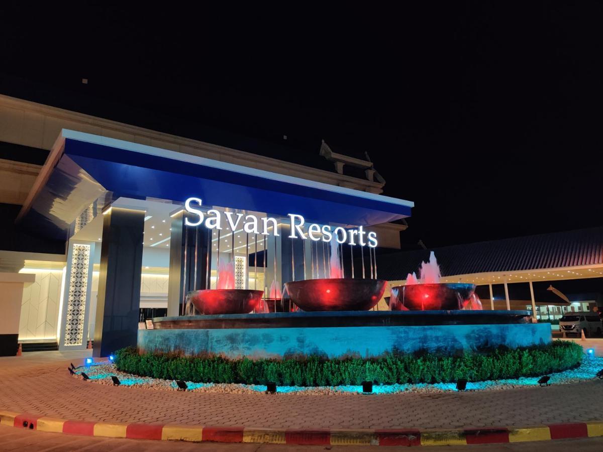 Savan Resorts Savannakhet Esterno foto